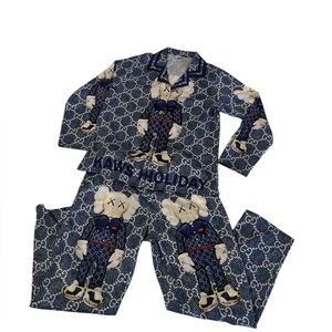 2CE WOMENS Blue Pajama Set